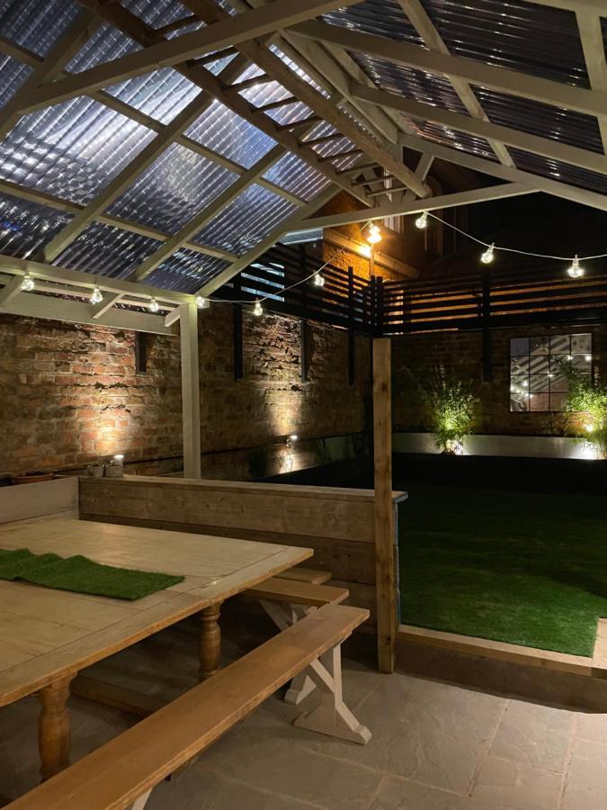 The Walled Garden At Cheshire Boutique Bathhouse نانتويتش المظهر الخارجي الصورة