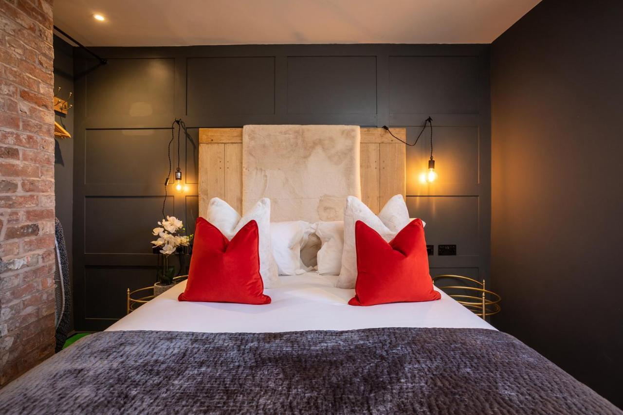 The Walled Garden At Cheshire Boutique Bathhouse نانتويتش المظهر الخارجي الصورة