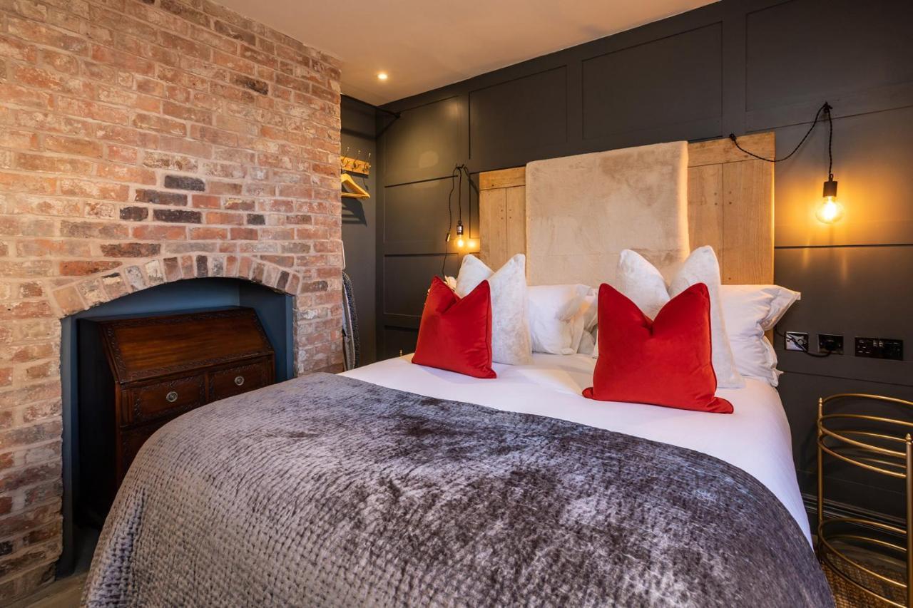 The Walled Garden At Cheshire Boutique Bathhouse نانتويتش المظهر الخارجي الصورة