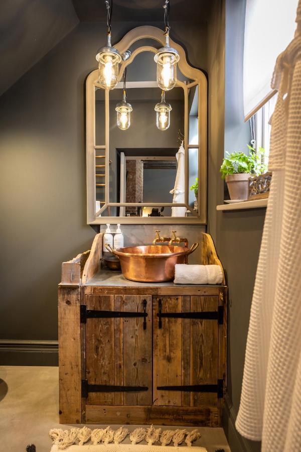 The Walled Garden At Cheshire Boutique Bathhouse نانتويتش المظهر الخارجي الصورة