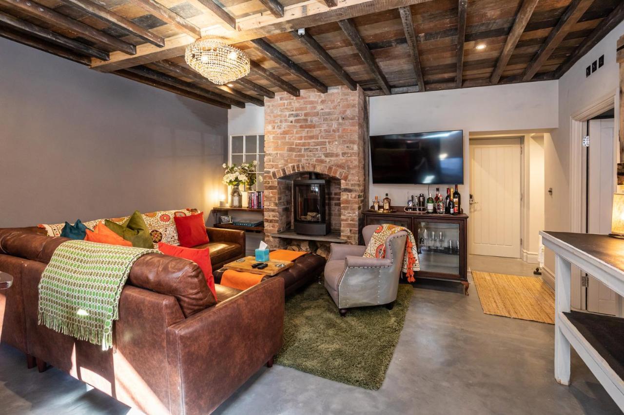 The Walled Garden At Cheshire Boutique Bathhouse نانتويتش المظهر الخارجي الصورة