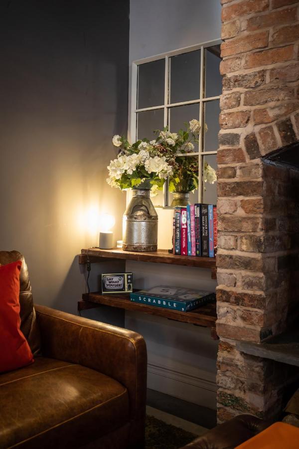 The Walled Garden At Cheshire Boutique Bathhouse نانتويتش المظهر الخارجي الصورة