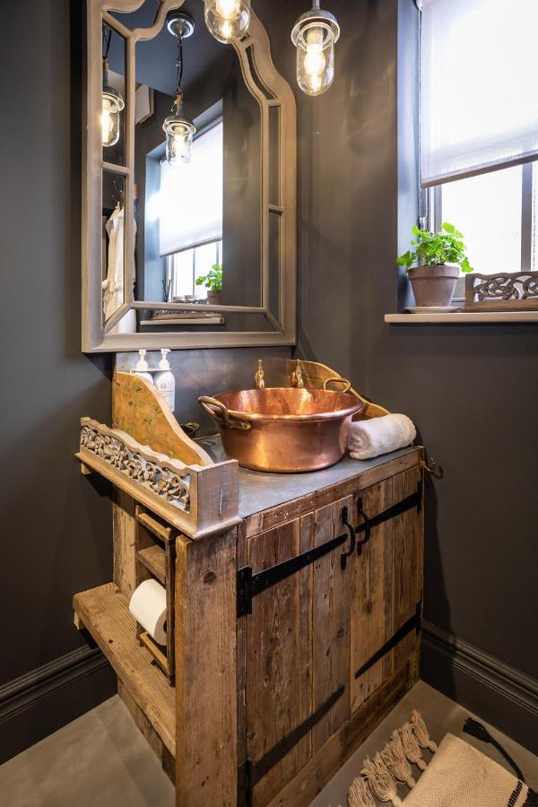 The Walled Garden At Cheshire Boutique Bathhouse نانتويتش المظهر الخارجي الصورة
